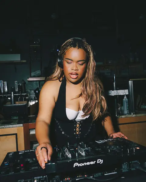 A photo from All Black Party, shot by @kofi